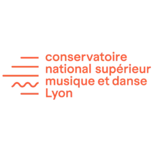 Emma Dumont, maquilleuse et coiffeuse professionnelle à Lyon pour le conservatoire de Lyon